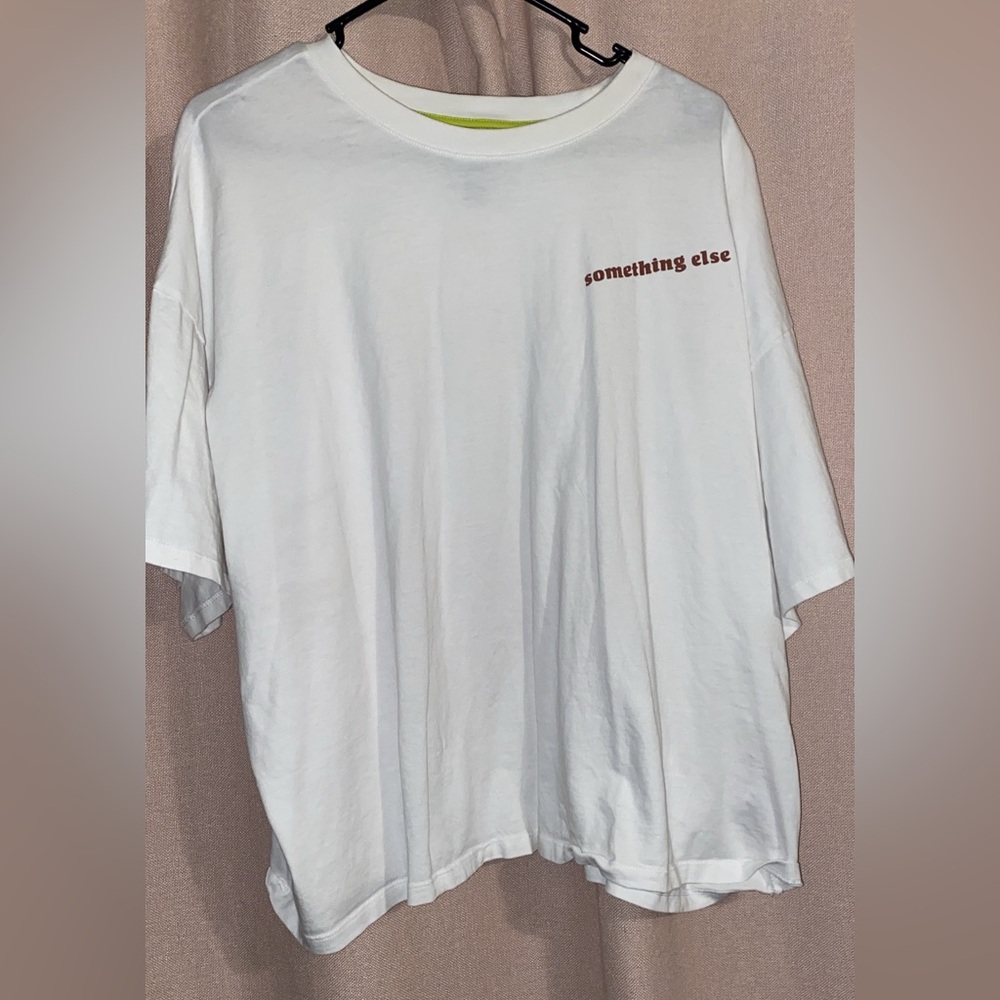 2x white tee. Never worn
